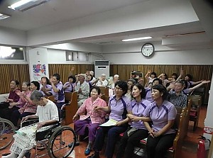 아울로스 플루트 오케스트라 공연